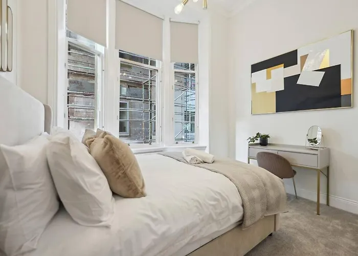 Luxurious 2 Bed Blythswood Flat