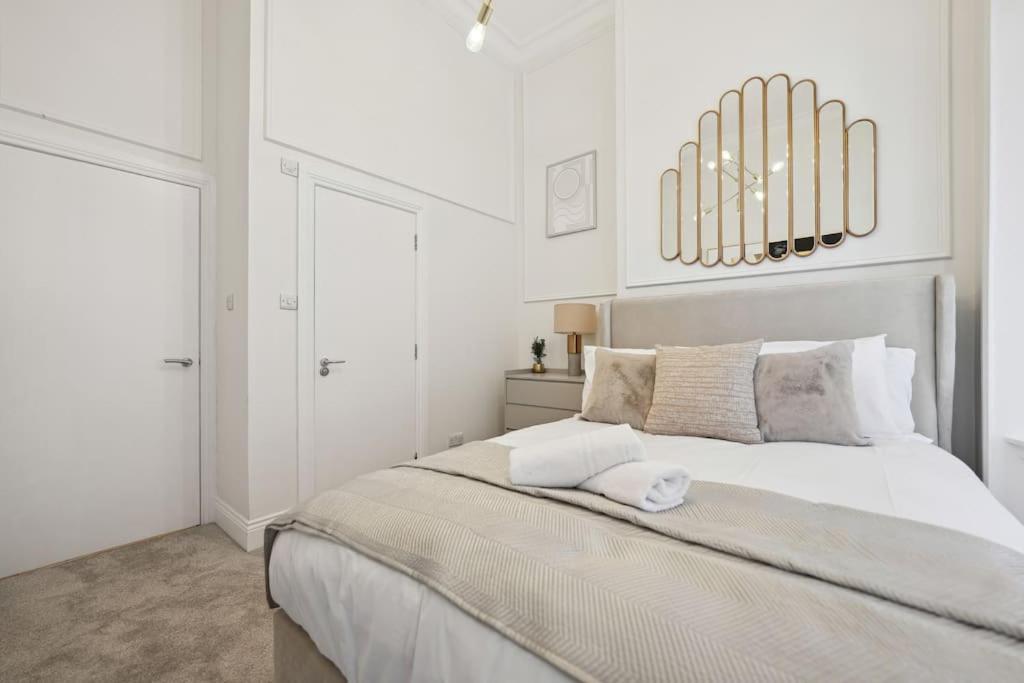 Luxurious 2 Bed Blythswood Flat Glasgow